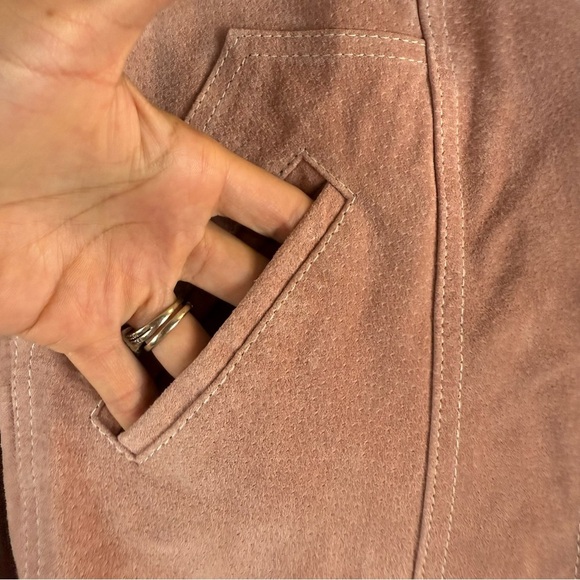 Wilsons Leather Maxima dusty Pink Suede Jacket size:L
Western Snap Button - Picture 8 of 15